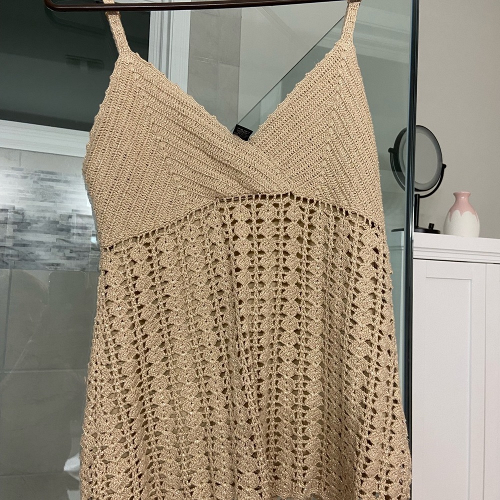 Gold INC International Concepts tank top shell.